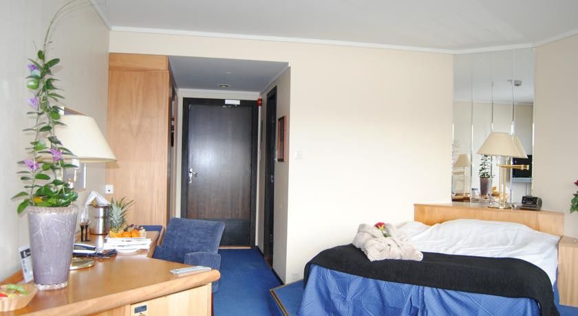 Farsund Fjordhotel ภายนอก รูปภาพ
